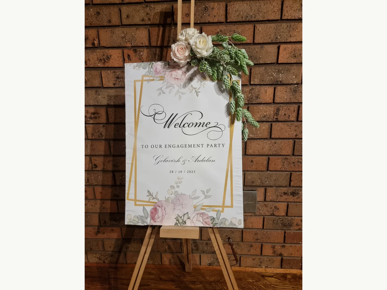 Signs & Banners gallery image 1